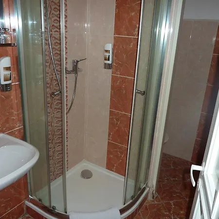 Bonum Hotel 3*